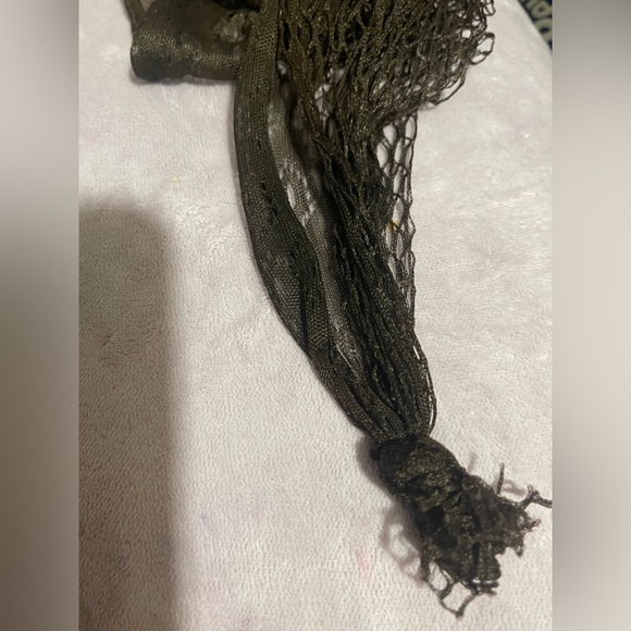 silky soft vintage Lace net scarf knotted ends excellent condition 50s/40s - Picture 4 of 6